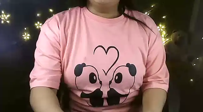 Snapshot of _Redwine_ chatting on February 13, 2025, 5:54 pm Redwine online show from February 13, 2025, 5:54 pm