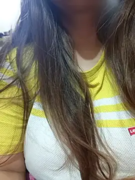 Snapshot of _Redwine_ chatting on March 3, 2025, 6:46 pm Redwine online show from March 3, 2025, 6:46 pm