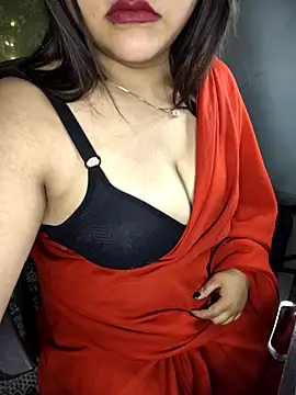 Snapshot of _Redwine_ chatting on March 3, 2025, 5:26 am Redwine online show from March 3, 2025, 5:26 am