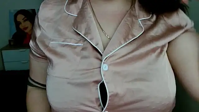 leila beayte  online show from November 9, 2025, 6:56 pm