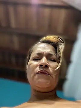 Snapshot of Jlo_69 chatting on February 18, 2025, 3:42 am Jlo 69 online show from February 18, 2025, 3:42 am