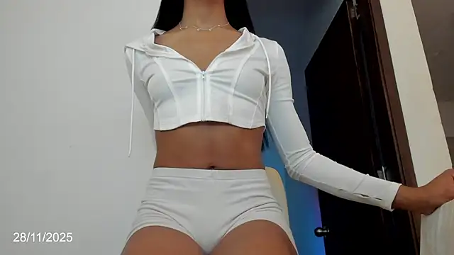 Snapshot of Karoline_Marin chatting on November 29, 2025, 5:13 pm Karoline Marin online show from November 29, 2025, 5:13 pm