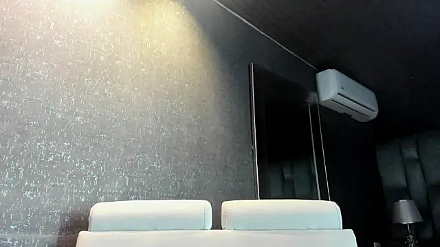 Amareto  online show from March 9, 2026, 11:14 am