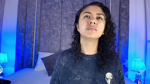 Amareto  online show from June 11, 2026, 10:56 am