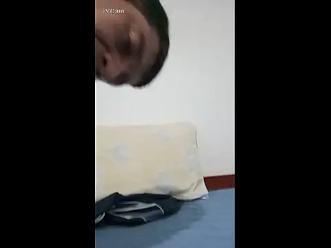 perxxxeo  online show from March 11, 2026, 11:32 pm