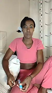 Snapshot of caryn_johnson chatting on March 13, 2026, 12:32 pm caryn johnson online show from March 13, 2026, 12:32 pm