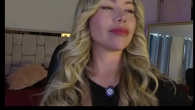 Snapshot of Ammy_Castro chatting on July 11, 2026, 10:21 pm Ammy Castro online show from July 11, 2026, 10:21 pm