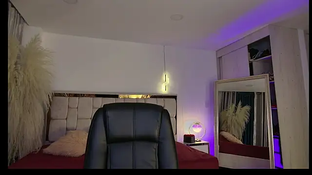 Snapshot of Ammy_Castro chatting on July 30, 2026, 11:37 pm Ammy Castro online show from July 30, 2026, 11:37 pm