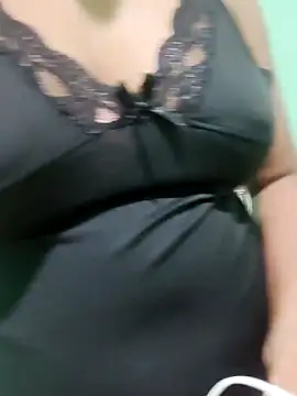 Snapshot of Kunchiii chatting on April 2, 2026, 2:24 pm Kunchiii online show from April 2, 2026, 2:24 pm