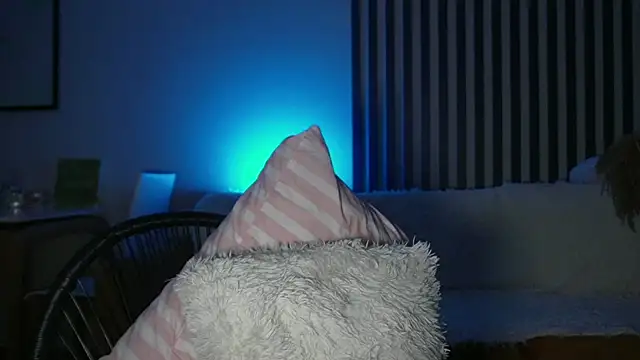 LoveCuteKitty online show from September 25, 2025, 8:26 pm