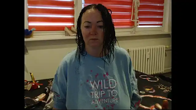 Snapshot of Alexie33 chatting on February 16, 2026, 6:45 am Alexie33 online show from February 16, 2026, 6:45 am