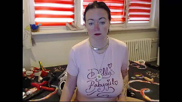 Snapshot of Alexie33 chatting on February 12, 2026, 8:58 am Alexie33 online show from February 12, 2026, 8:58 am