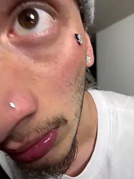 Scott sex7 online show from March 3, 2026, 4:19 am