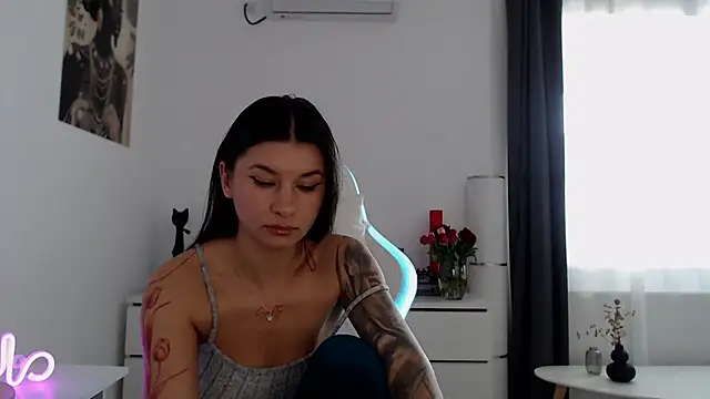 Snapshot of Simply_the_best chatting on October 21, 2025, 1:21 pm Simply the best online show from October 21, 2025, 1:21 pm