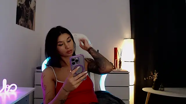 Snapshot of Simply_the_best chatting on November 6, 2025, 3:16 pm Simply the best online show from November 6, 2025, 3:16 pm