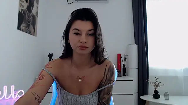 Snapshot of Simply_the_best chatting on October 29, 2025, 2:27 pm Simply the best online show from October 29, 2025, 2:27 pm