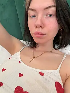 Snapshot of Lisaaa_Alisa chatting on April 7, 2026, 3:41 am Lisaaa Alisa online show from April 7, 2026, 3:41 am