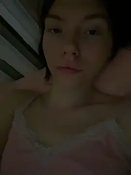 Snapshot of Lisaaa_Alisa chatting on October 18, 2025, 9:39 pm Lisaaa Alisa online show from October 18, 2025, 9:39 pm