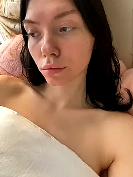 Snapshot of Lisaaa_Alisa chatting on October 15, 2025, 4:33 am Lisaaa Alisa online show from October 15, 2025, 4:33 am