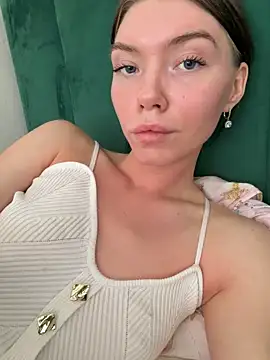 Snapshot of Lisaaa_Alisa chatting on March 19, 2026, 8:58 am Lisaaa Alisa online show from March 19, 2026, 8:58 am