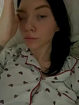 Snapshot of Lisaaa_Alisa chatting on October 9, 2025, 5:35 pm Lisaaa Alisa online show from October 9, 2025, 5:35 pm