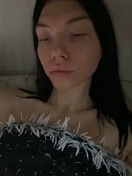 Snapshot of Lisaaa_Alisa chatting on October 7, 2025, 11:17 pm Lisaaa Alisa online show from October 7, 2025, 11:17 pm