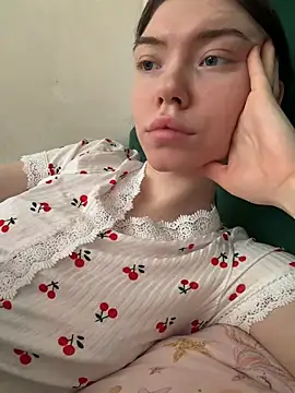 Snapshot of Lisaaa_Alisa chatting on March 13, 2026, 3:22 am Lisaaa Alisa online show from March 13, 2026, 3:22 am