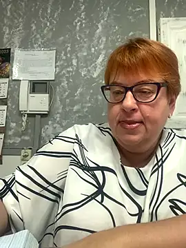 Snapshot of Klio5678 chatting on November 4, 2025, 1:48 pm Klio5678 online show from November 4, 2025, 1:48 pm