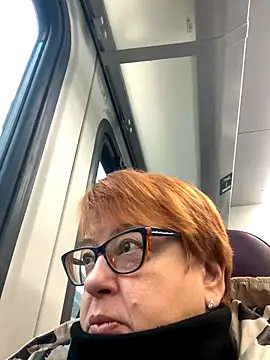 Snapshot of Klio5678 chatting on November 3, 2025, 5:23 am Klio5678 online show from November 3, 2025, 5:23 am