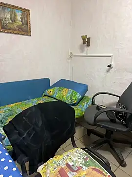 Snapshot of Klio5678 chatting on November 16, 2025, 8:13 pm Klio5678 online show from November 16, 2025, 8:13 pm