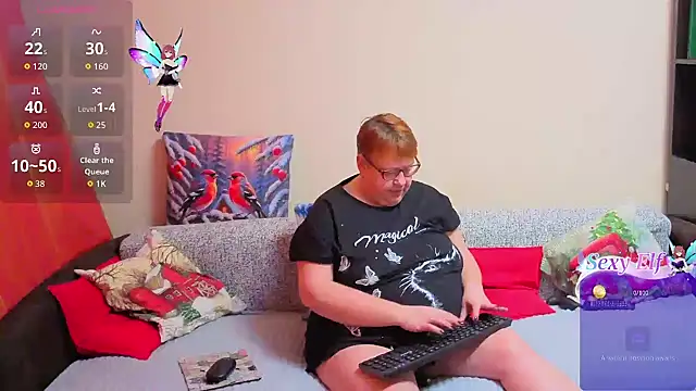 Snapshot of Klio5678 chatting on March 3, 2026, 1:18 pm Klio5678 online show from March 3, 2026, 1:18 pm