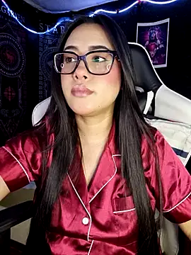 Snapshot of Janna_mnt chatting on November 14, 2025, 3:43 am Janna mnt online show from November 14, 2025, 3:43 am