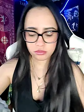 Snapshot of Janna_mnt chatting on December 3, 2025, 6:03 am Janna mnt online show from December 3, 2025, 6:03 am