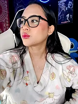 Janna mnt online show from April 16, 2026, 4:02 am