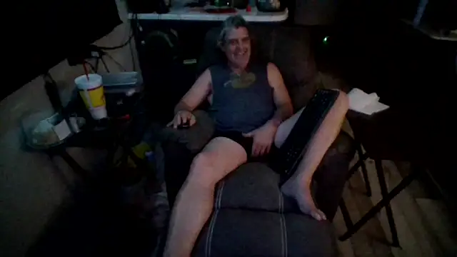 lateniter online show from June 1, 2026, 3:18 am