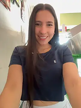 Snapshot of LittleDoll___ chatting on July 27, 2026, 1:18 pm LittleDoll online show from July 27, 2026, 1:18 pm