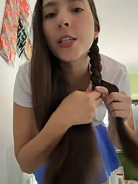 Snapshot of LittleDoll___ chatting on July 25, 2026, 1:39 pm LittleDoll online show from July 25, 2026, 1:39 pm