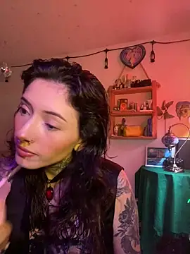 LiliJones  online show from February 20, 2026, 1:35 pm