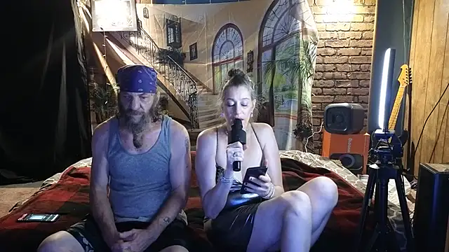 Snapshot of PropertyAndBiker chatting on September 24, 2025, 11:10 pm PropertyAndBiker online show from September 24, 2025, 11:10 pm