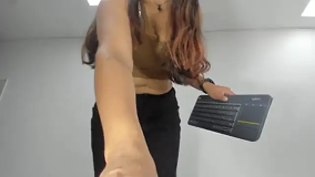 Snapshot of Luna_Dumont chatting on June 7, 2026, 11:15 am Luna Dumont online show from June 7, 2026, 11:15 am