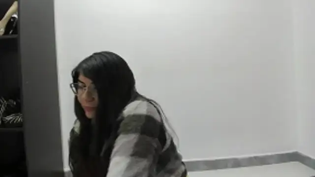 Luna Dumont online show from October 11, 2025, 10:49 am