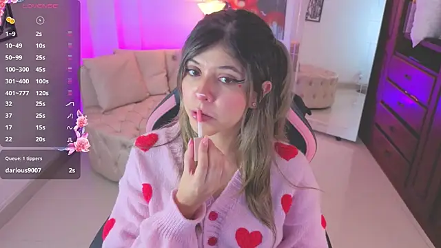 NATAASHA    online show from November 7, 2025, 7:07 pm