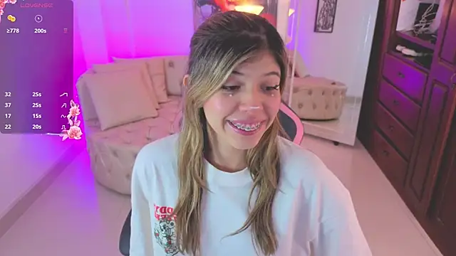 NATAASHA    online show from September 16, 2025, 3:18 am