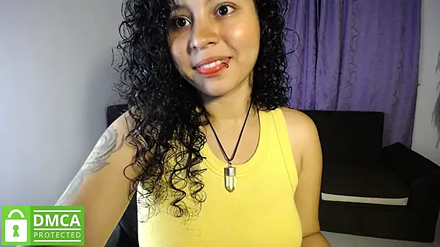 Snapshot of Mr_MrsCurie chatting on November 29, 2025, 1:28 am Mr MrsCurie online show from November 29, 2025, 1:28 am