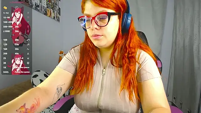 Snapshot of lucie_nicolls chatting on March 10, 2025, 8:23 pm lucie nicolls online show from March 10, 2025, 8:23 pm