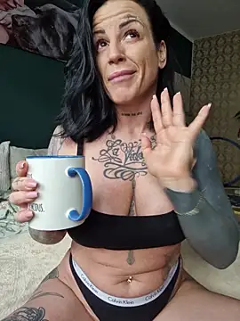 EmilyDiazofficial online show from December 14, 2025, 11:05 am