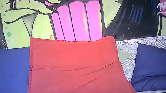 milkoffe online show from February 4, 2025, 2:10 pm