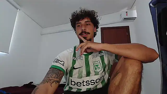 milkoffe online show from February 12, 2026, 1:11 pm