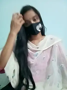 Tisha-Moni online show from April 4, 2026, 5:30 pm