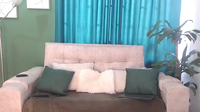 Snapshot of NicollColeman chatting on November 13, 2025, 4:33 pm NicollColeman online show from November 13, 2025, 4:33 pm